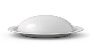 covered serving plate
