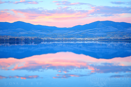 Serene Lake Reflection at Dawn