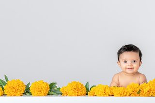 smiling-baby-marigolds